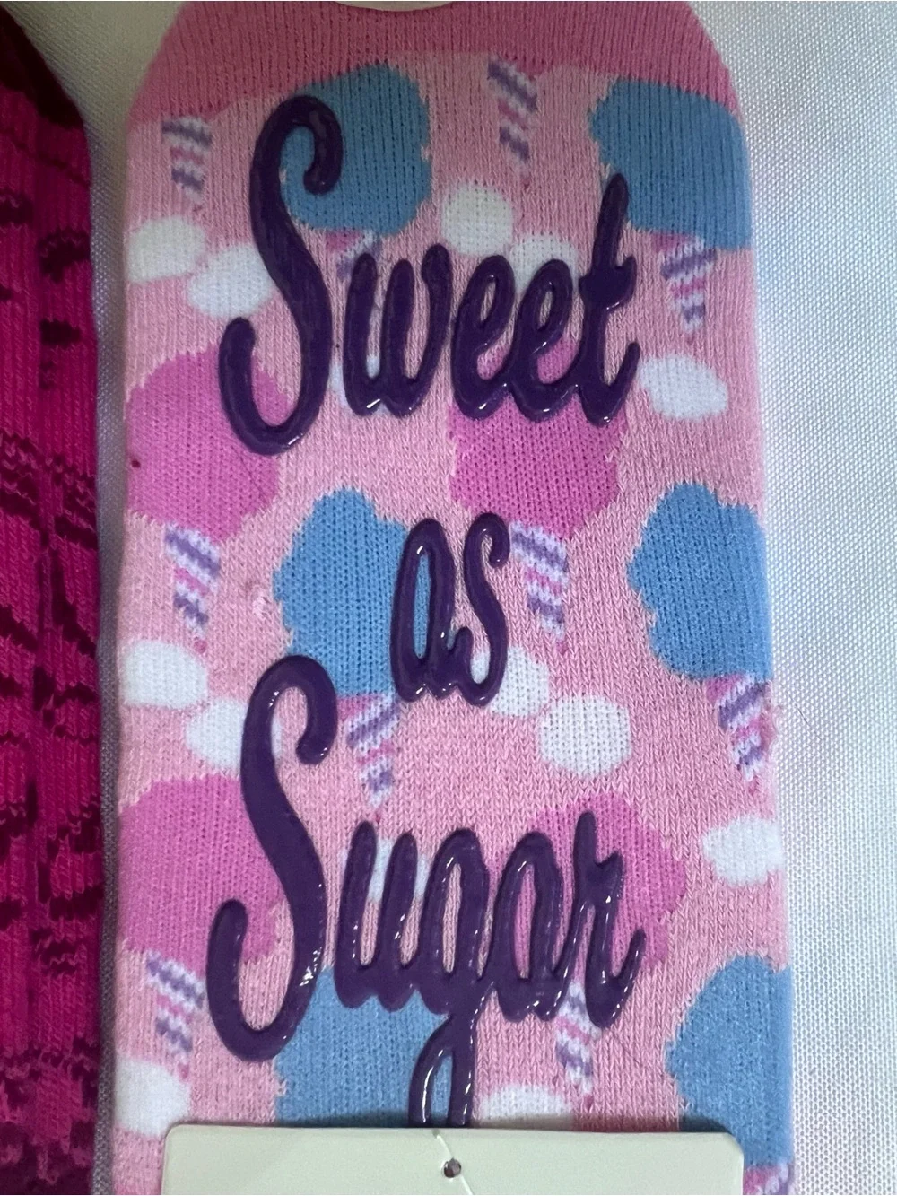 2 Pairs Women's Non-Slip No Show Socks | Soft Scents & Pink Pattern | NWOT